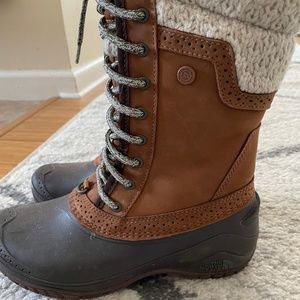 North face winter boots
